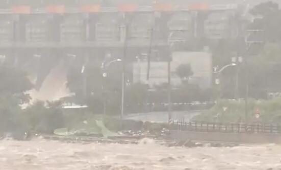 韩国暴雨已致近50人死亡或失踪 真相揭露真的令人大吃一惊