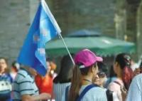 游客投诉强制购物被怼刀架脖子上了? 真相到底是什么?