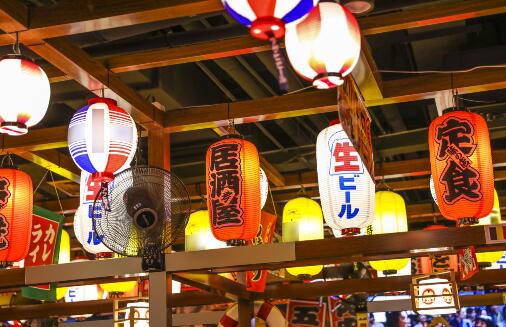 日料店老板:客流量减50% 真相曝光简直太惊人了