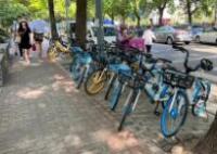 网友建议全面禁止共享单车 上海回应 督促企业发挥市场配置作用