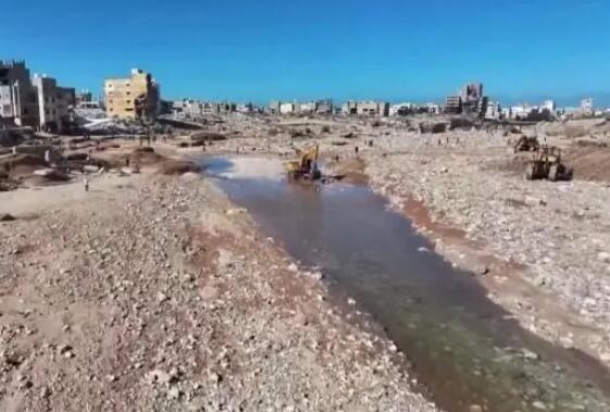 利比亚大坝垮塌:有人死里逃生 居民讲述临时经历的惊险时刻