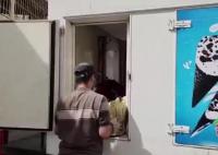 加沙现状:冰淇淋车被用来放置遗体 医院与墓地已不堪重负