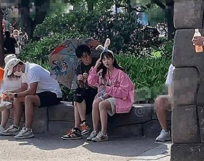 苏晓彤和谁谈恋爱了 苏晓彤个人资料简介