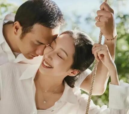 黄觉妻子麦子简介 麦子多大了