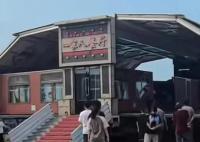 餐车6分钟变酒楼:哈尔的移动大排档 究竟是怎么回事？