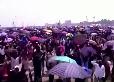 印度3名观众观看表演时因脱水死亡 背后真相实在让人惊愕