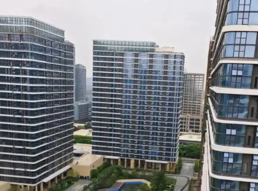买房烂尾法院判退房退款不还房贷 原因竟是这样太无奈了