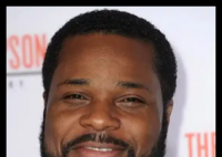 好莱坞知名男演员被海浪卷走身亡 内幕曝光简直太意外了