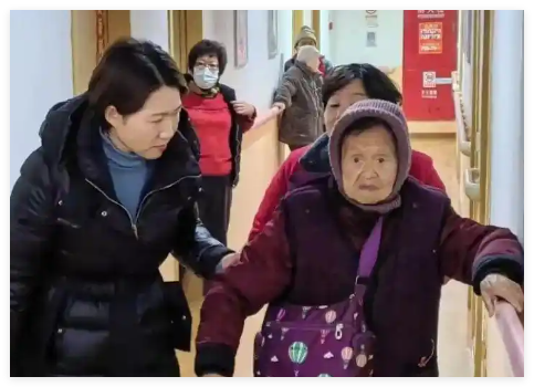 9旬孤老留500万遗产:仍在寻继承人 真相简直太意外了