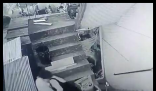 秘鲁女子吵架冲向男友力道过大坠亡 究竟是怎么回事？