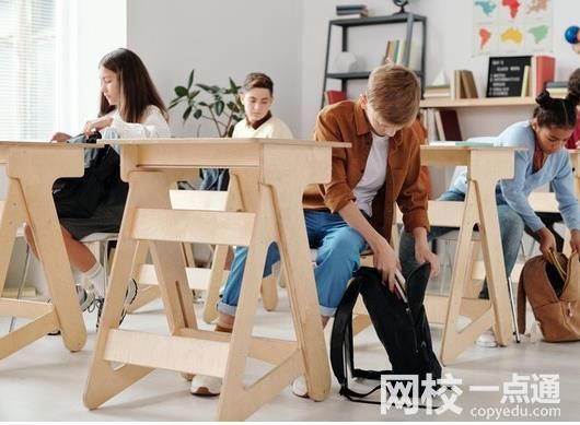 2025年上海财经大学浙江学院录取分数线(专业最新排名一览表参考)